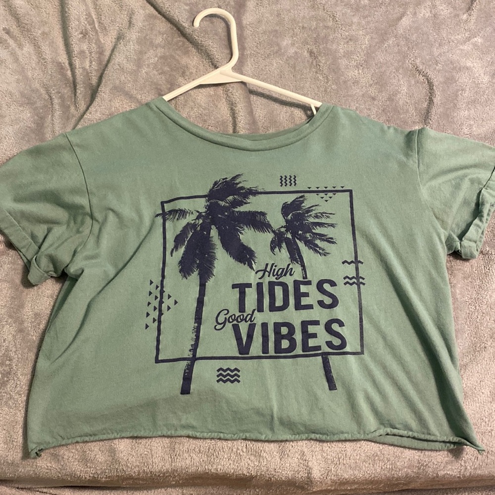 crop top